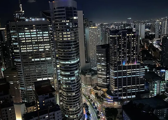 Apartment King Size Bed At Air Residences Condo, Ayala Ave, Makati *