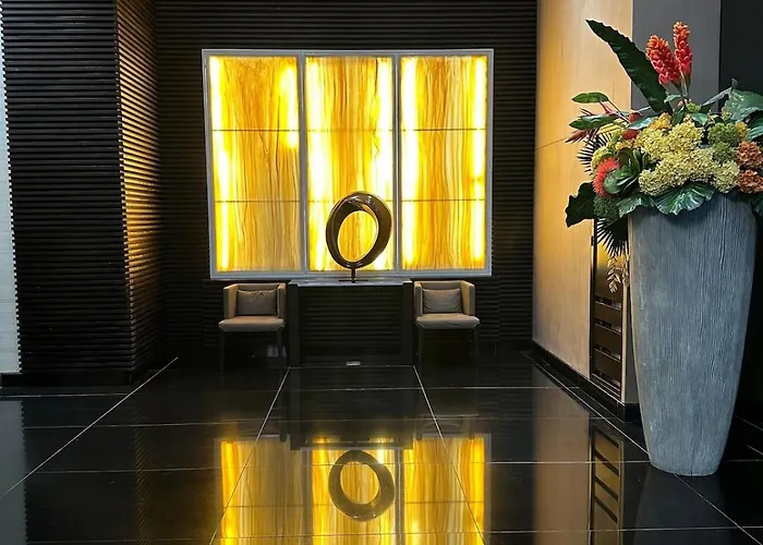 Apartment King Size Bed At Air Residences Condo, Ayala Ave, Makati